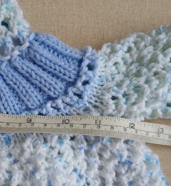 Hand-knitted baby jumper with hood. Approx 0 to 3 mths. All proceeds to The Stroke Association - Image 5