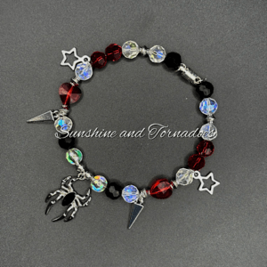 Gothic Spider Bracelet, Red Black Crystal Charm Bracelet, Alternative Spike Star Bracelet, Punk Beaded Jewellery, Magnetic Clasp Gothic Gift.