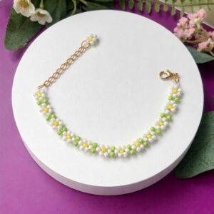 Daisy Beaded Bracelet – Handmade Floral Jewellery UK, Colourful Gift for Her
