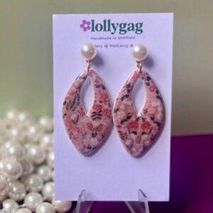 Bloomsbury Loom Rosegarden Drops – Pink Floral Polymer Clay Earrings with Pearl Studs, Lightweight Statement Earrings Handmade in Sheffield