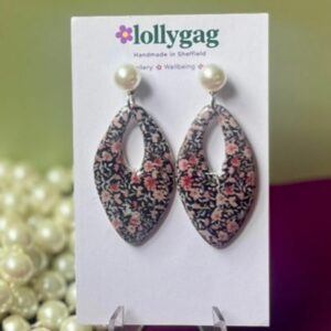 Bloomsbury Loom Afterdark Drops – Navy Floral Polymer Clay Earrings with Pearl Studs, Lightweight Statement Earrings Handmade in Sheffield