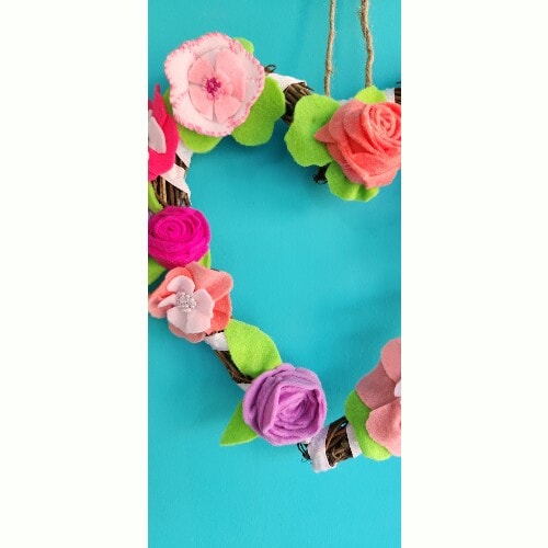 Hanging Wicker Heart Wreath with handmade, embroidered and embellished felt flowers, 28 cm - Image 4