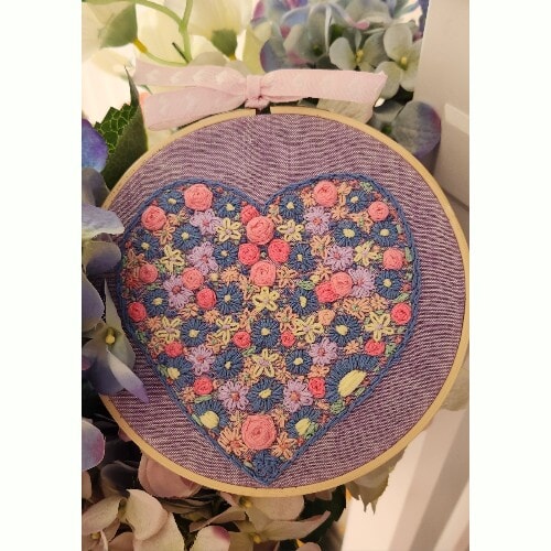Floral Heart Embroidery Hoop Art Picture, 16 cm - Image 2