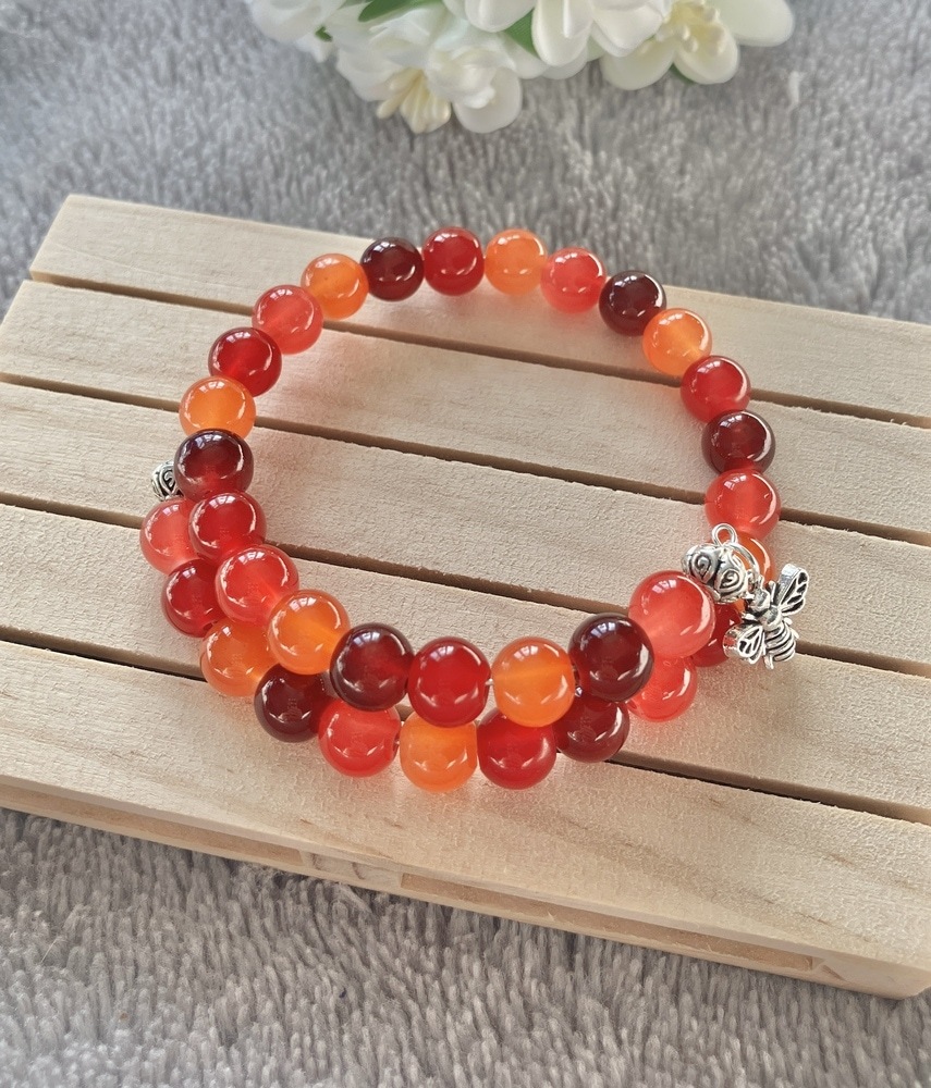 Memory Wire Bracelet with Bee Charm