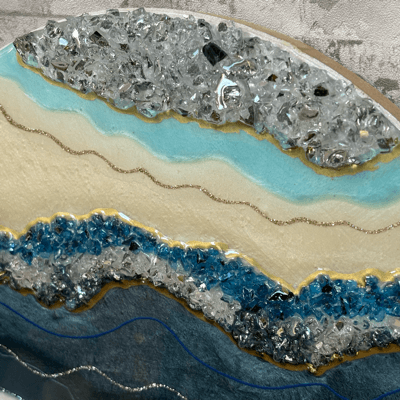 Stunning 30cm Resin Geode Art with blues and champagnes - Image 4