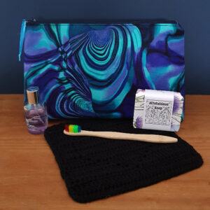 Pāua Shell Zipper Bag - Ocean-Inspired Pouch for Makeup Toiletries Art And Craft Supplies