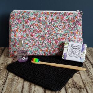 Small Flower Print Zipper Bag - Cute Floral Pouch for Makeup Toiletries Art And Craft Supplies