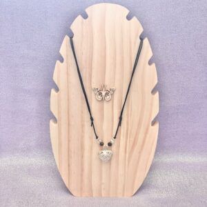 Filigree Heart Pendant Necklace