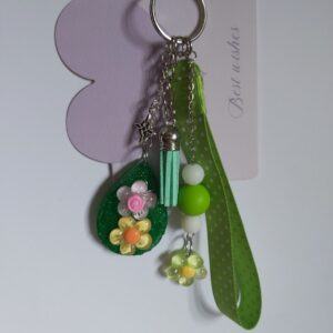 Green Floral Charm Keychain – Glitter Resin Drop, Ribbon & Tassel Bag Accessory