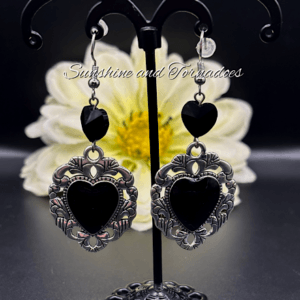 Black Gothic Heart Earrings, Victorian Style Dangle Earrings, Handmade Dark Romantic Jewellery, Alternative Statement Earrings, Goth Gift for Her