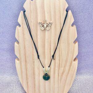 Green Tones Aquatic Agate Pendant Necklace