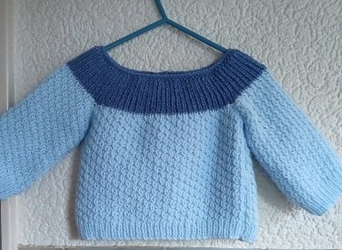 Hand- knitted baby jumper in blue. Approx 3 to 6 mths. All proceeds to The Stroke Association - Image 2