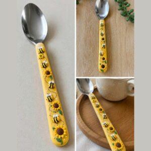 Bee & Sunflower Decorative Spoon – Handmade Polymer Clay Teaspoon, Cheerful Tea & Coffee Gift, Cosy Kitchen Accessory UK