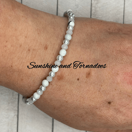 White Howlite & Pearl Bracelet | Handmade Gemstone Bracelet | Stainless Steel Lobster Clasp | Minimalist White Beaded Bracelet | Bridal Jewellery Gift - Image 7