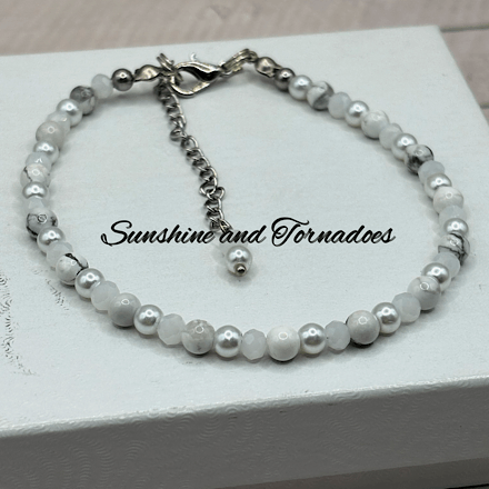 White Howlite & Pearl Bracelet | Handmade Gemstone Bracelet | Stainless Steel Lobster Clasp | Minimalist White Beaded Bracelet | Bridal Jewellery Gift - Image 4