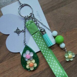 Green Floral Charm Keychain – Glitter Resin Drop, Ribbon & Tassel Bag Accessory