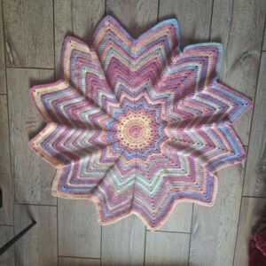 Handmade Crochet Star Blanket in Pastel Rainbow Shades – Perfect for Babies & Gifts
