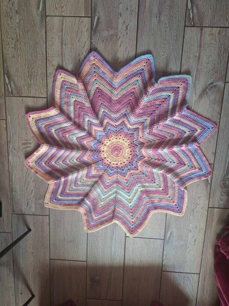 Handmade Crochet Star Blanket in Pastel Rainbow Shades - Perfect for Babies & Gifts