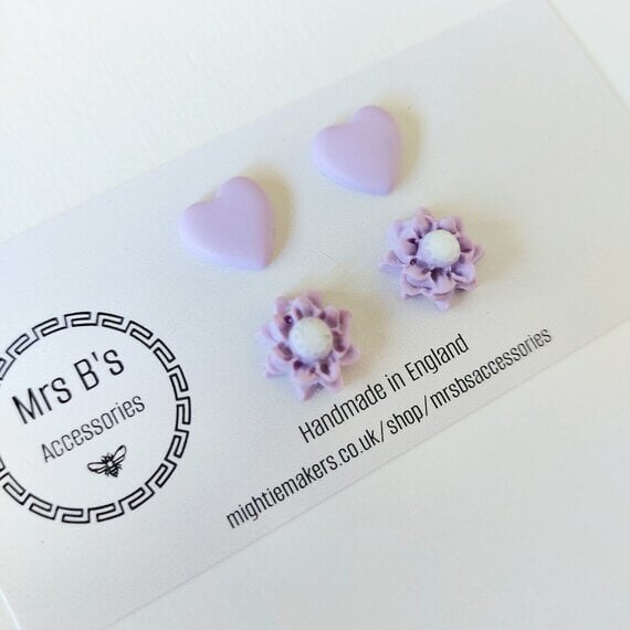 Exclusive Set of 2 Summer Stud Earrings: Heart & Flower Design in Pastel Tones - Image 7
