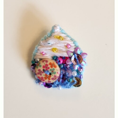Cupcake Brooches, 2 available to buy, separately - Image 3