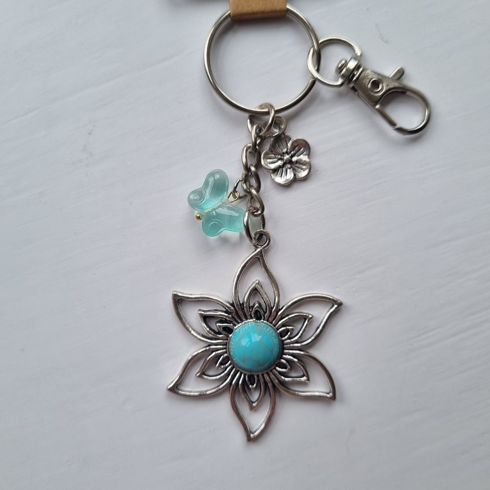 Handmade Blue Aqua Stone Flower Keyring with Resin Butterfly & Metal Flower Charms - Image 3