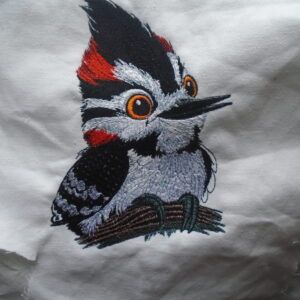 Unique Machine Embroidery Woodpecker Design – Perfect for Nature Lovers