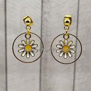 Handmade Gold Daisy Hoop Earrings | Floral Drop Earrings | Daisy Jewellery Gift for Her | Lightweight Spring & Summer Earrings | Botanical Jewellery