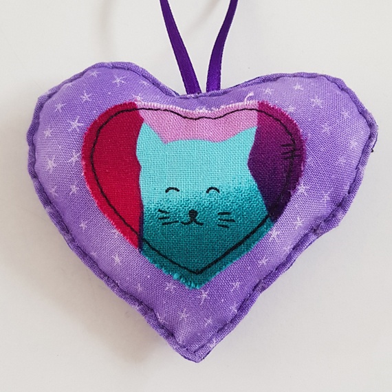 Double-Sided Cat Hanging Heart Decoration - Handmade Gift