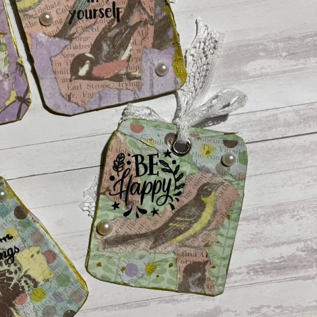 Pack of 4 Vintage Style Encouraging Ephemera Gift Tags/Journalling irregular Ephemera - Image 5