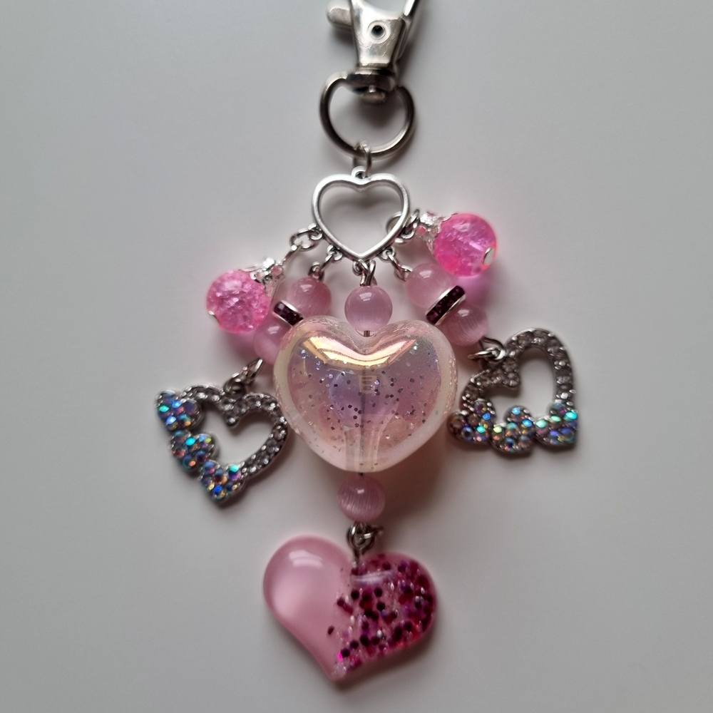 Handmade Pink Beaded Heart Bag Charm – Sparkling Accessory with Diamanté Charms - Image 5