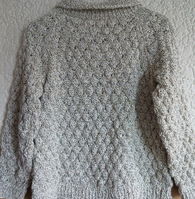 Hand-knitted child's cardigan. Approx 2 to 3 years. Proceeds to Charity - Image 3