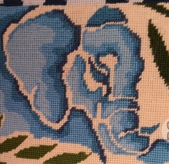 Elephants. A needlepoint canvas picture. - Image 4