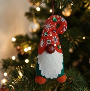 Elf/ gonk Christmas decor. Hand embroidered. Proceeds to Stroke Association - Image 4
