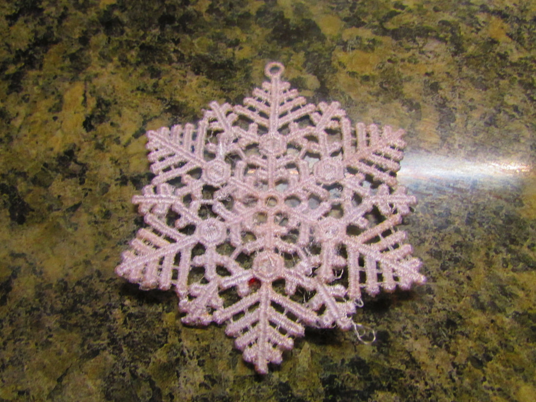 Exquisite Lace Machine Embroidery Snowflake Pattern