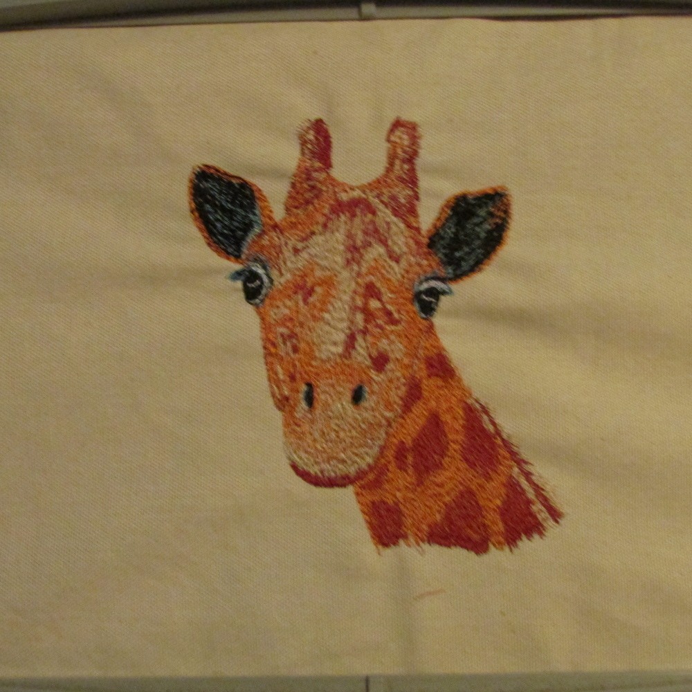 Elegant Giraffe Head Shot Machine Embroidery for Tote Bags, Cushion Covers, and Unframed Art