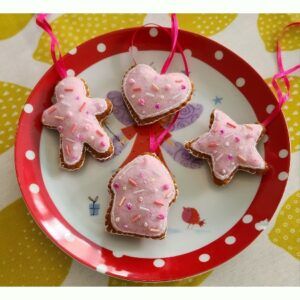 AVAILABLE TO PRE-ORDER, Set of 4 Iced Gingerbread Biscuits with Sprinkles, Christmas Tree Decorations