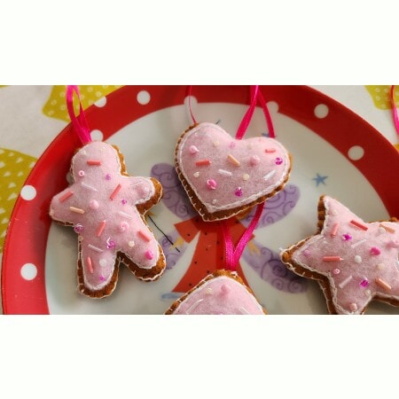 AVAILABLE TO PRE-ORDER, Set of 4 Iced Gingerbread Biscuits with Sprinkles, Christmas Tree Decorations - Image 2