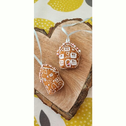 Hanging Teeny Gingerbread House, Christmas Tree Decorations, available separately - Image 3