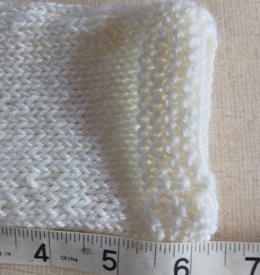 Hand- knitted baby jumper. Approx 0 to 3 mths. 50% wool.All proceeds to The Stroke Association - Image 7