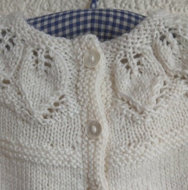 Hand- knitted baby jumper. Approx 0 to 3 mths. 50% wool.All proceeds to The Stroke Association - Image 2