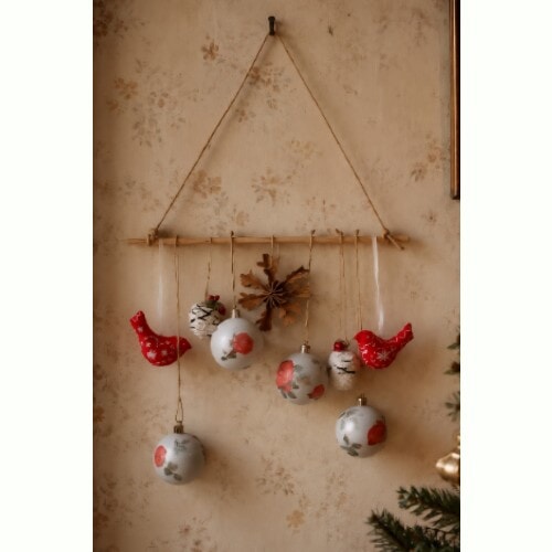 Rustic Christmas Birds and Baubles Wall Hanging Decoration - Image 2