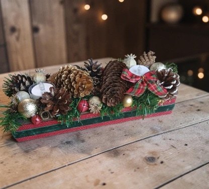 Festive Christmas Table Decoration. All proceeds to The Stroke Association. For local delivery and collection only