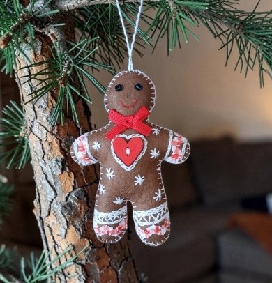 Festive gingerbread character. All proceeds to The Stroke Association - Image 4